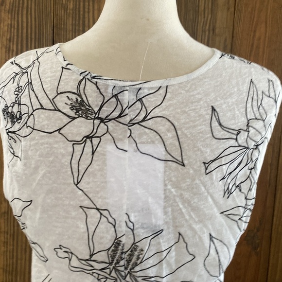 Brende Women’s Blouse Floral White & Black - Picture 7 of 8